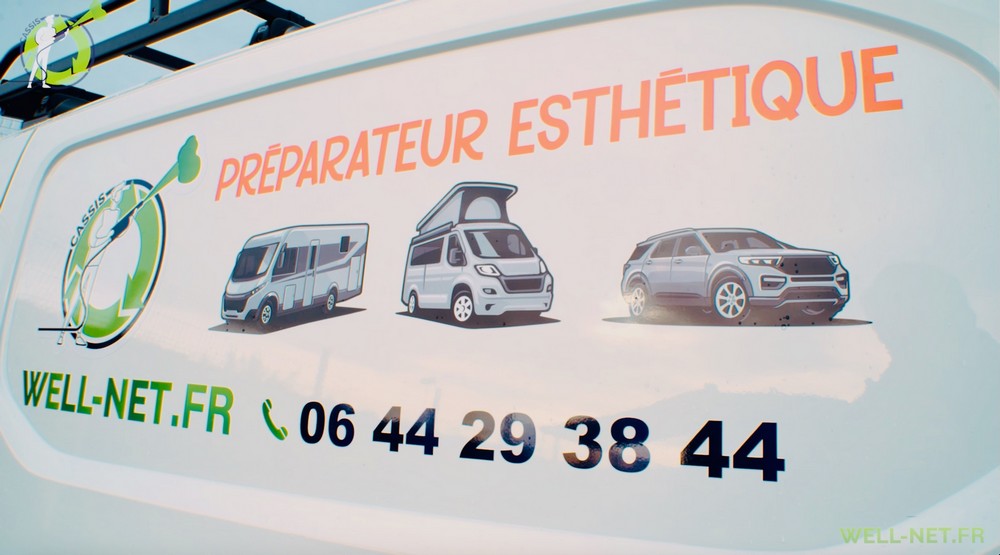 Préparateur esthétique automobile